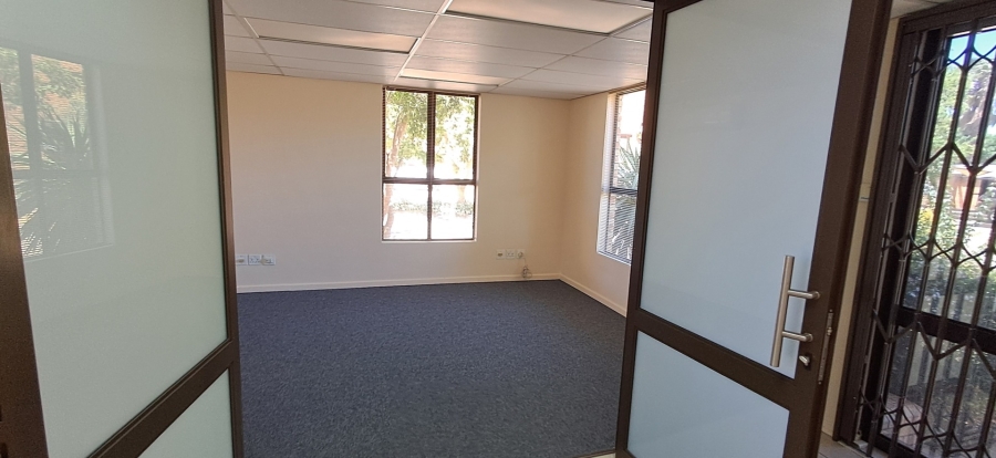 Commercial Property for Sale in Langenhovenpark Free State